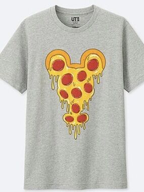 Uniqlo x Disney limited edition melting Pizza Graphic Tee Size XS